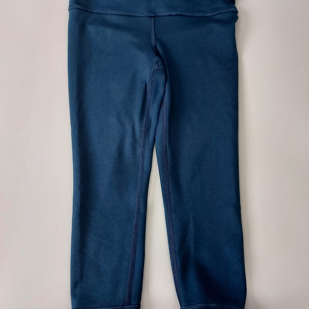 Ivivva Reversible Capris 7